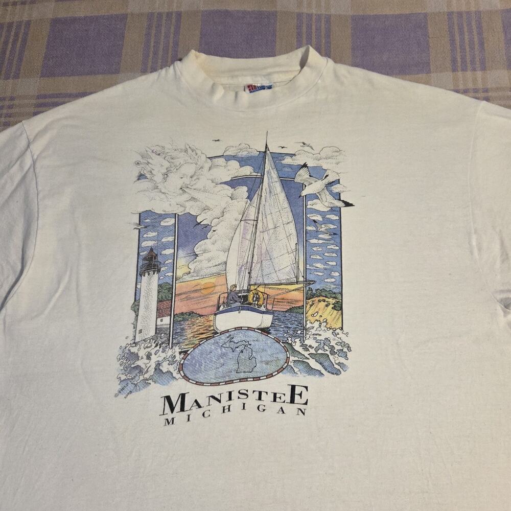 Vintage Michigan Manistee T Shirt Size XL Boat Water Lake Art 90s 1993 Summer